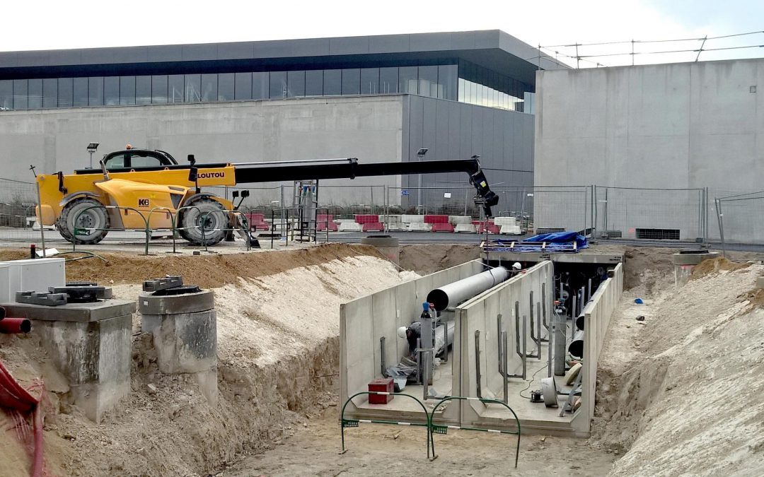 Tuyauteries d&rsquo;utilités en caniveau